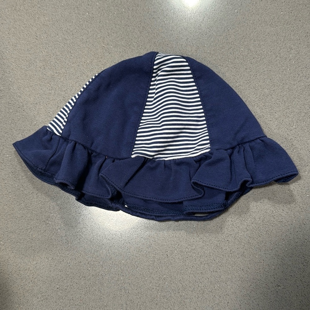Girls | 6-9mth | 100% cotton hat | navy blue-white